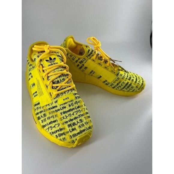 Size 6.5 (GS) - adidas NMD R1 V2 Low All Over Print - Picture 1 of 5